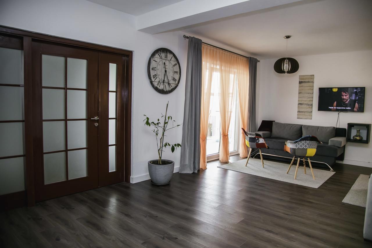 Lgp Exclusive Apartment Bihać 外观 照片
