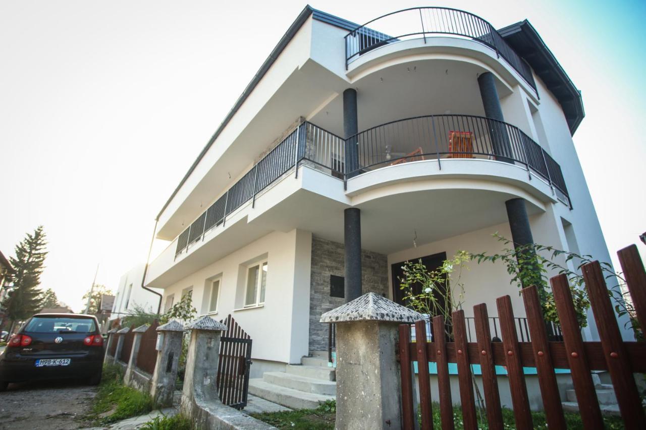 Lgp Exclusive Apartment Bihać 外观 照片